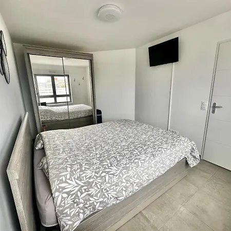Appartement Opaline - T2 Avec Balcon Vue Latérale Et Parking *