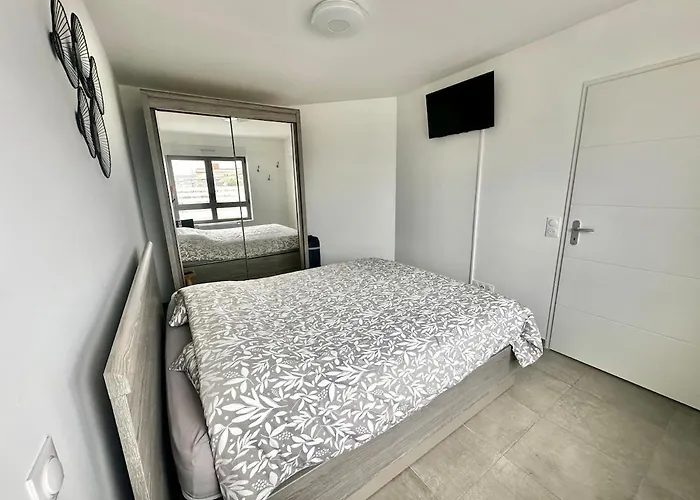 Appartement Opaline - T2 Avec Balcon Vue Latérale Et Parking *