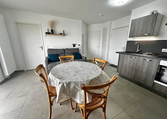 Appartement Opaline - T2 Avec Balcon Vue Latérale Et Parking