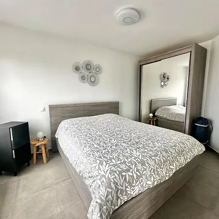 Opaline - T2 Avec Balcon Vue Latérale Et Parking Appartamento *